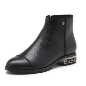 🧣Karl Lagerfeld Black Ankle Boots with Silver Heel Detail
